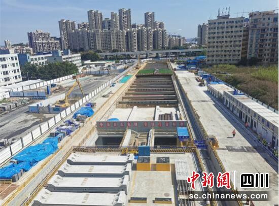 深圳地铁12号线装配式车站沙埔站。水电七局供图